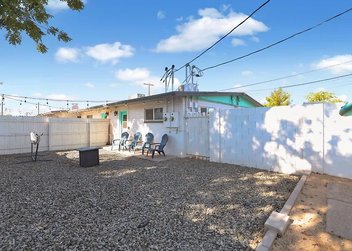 Apartament Spacious 2br Condo, Steps To Downtown Gilbert, King Bed & Laundry *